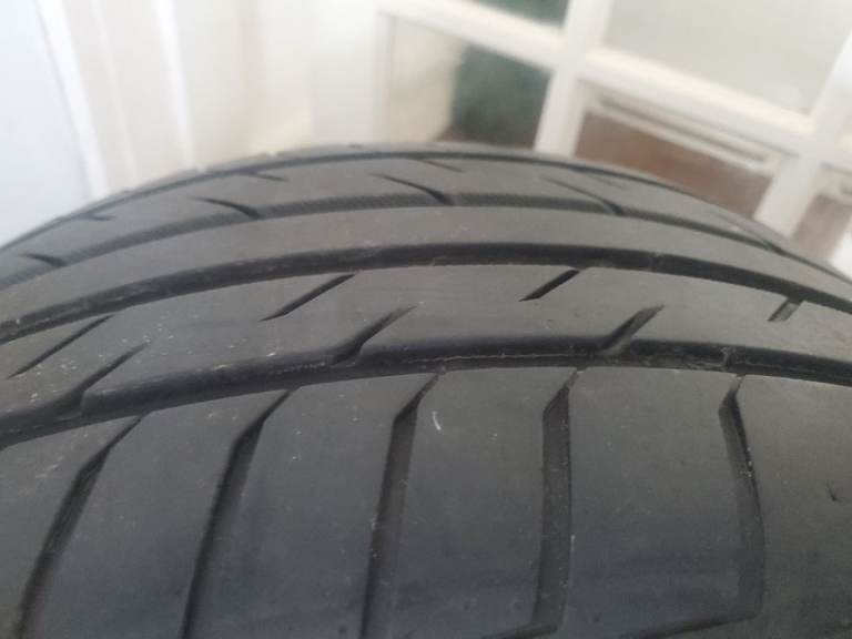 Car tyres 235/45/18