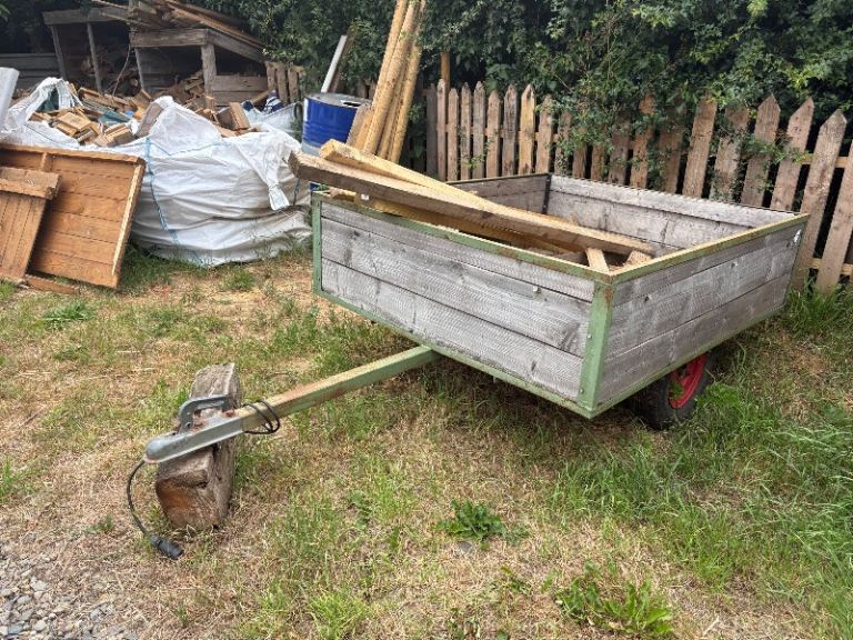 Car trailer 