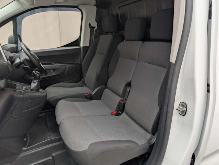 2021 Peugeot Partner 1.5 1.5 BlueHDi 1000 Professional Premium Standard Panel Van 5dr Diesel Man ...