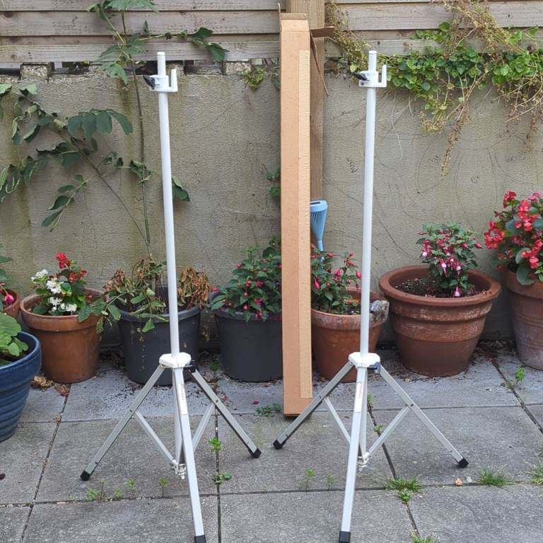 Pair of NEW Protax Interfit White Lighting Stands