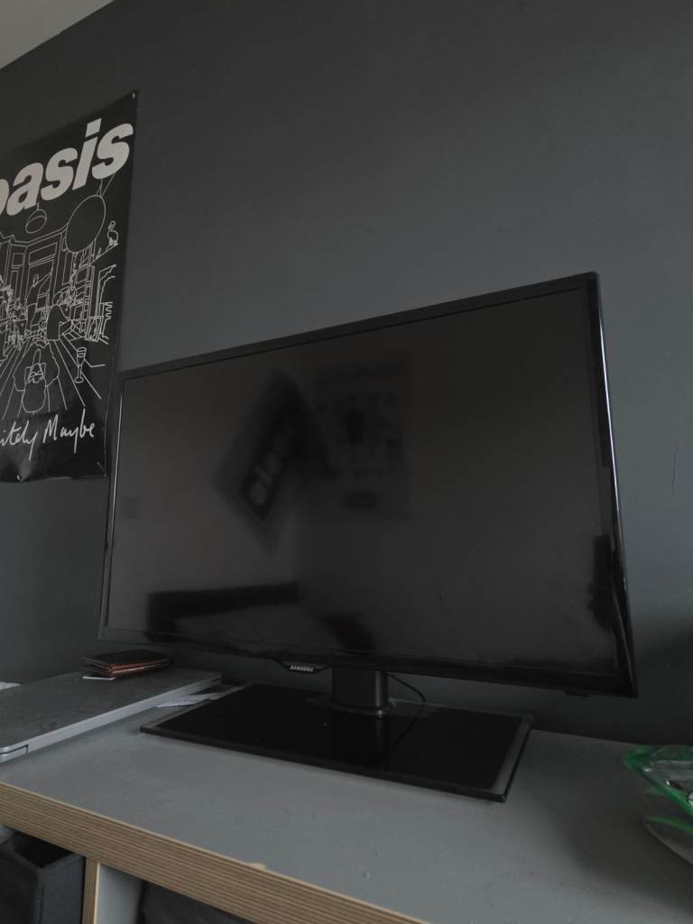 Samsung TV, can be seen working.