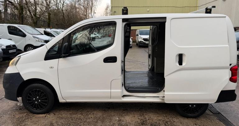 2014 Nissan NV200 1.5 dCi Acenta Van CAR DERIVED VAN DIESEL Manual