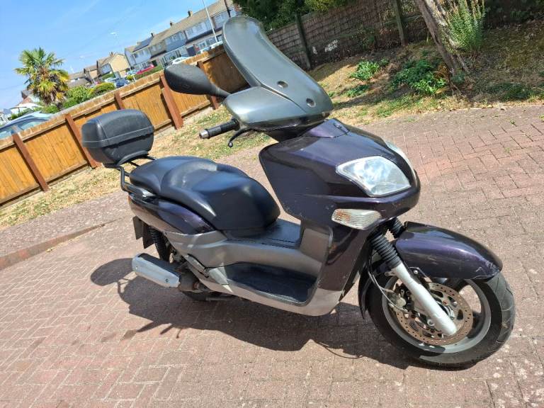 Yamaha, VP300 Vencity scooter