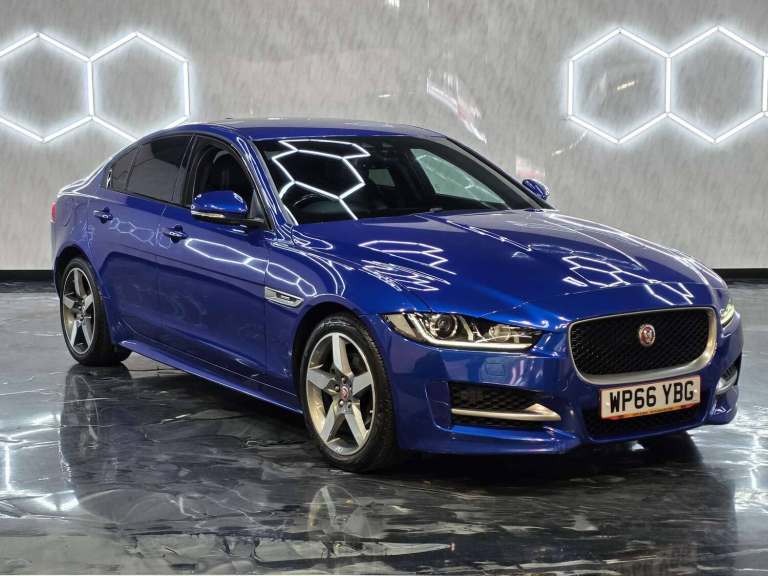 2016 Jaguar XE 2.0d R-Sport Saloon 4dr Diesel Auto Euro 6 (s/s) (180 ps) Saloon Diesel Automatic