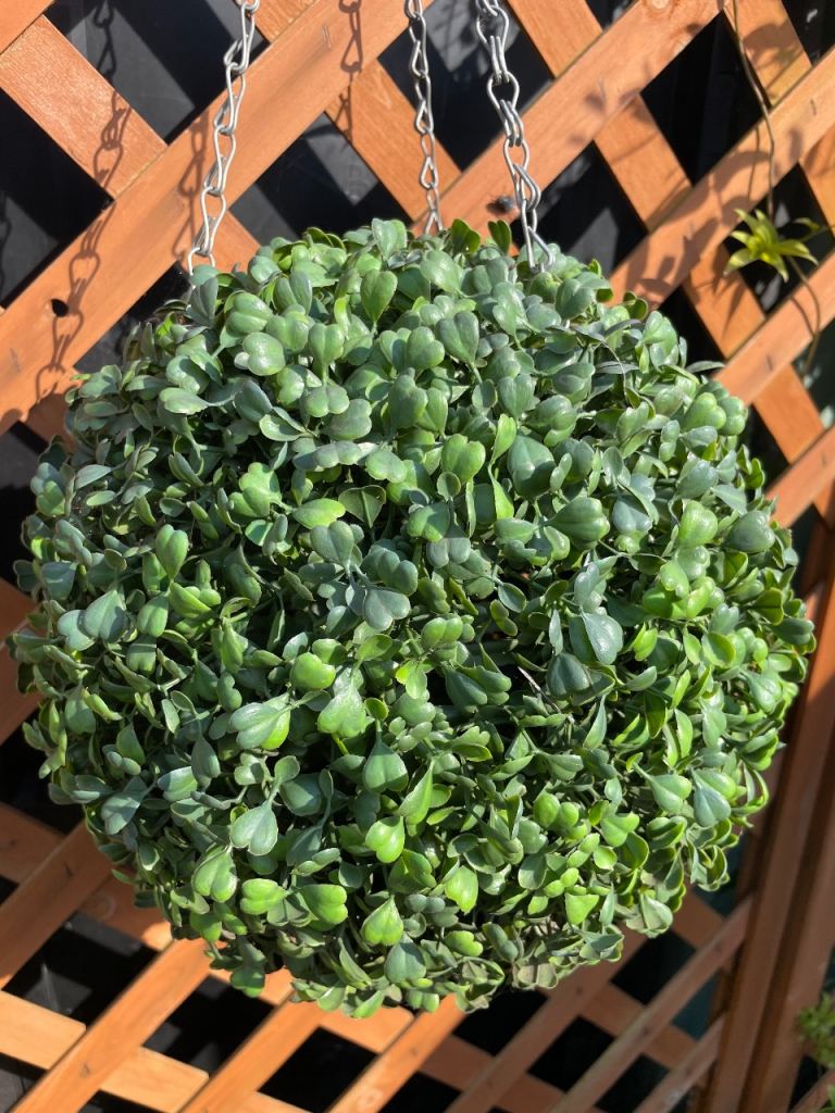 Faux box ball garden hanging decoration 