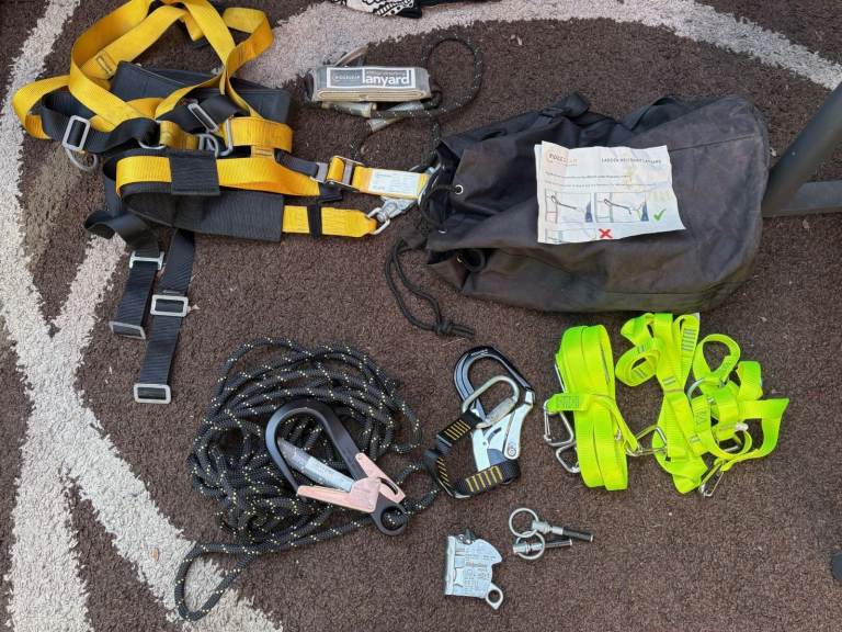 telecoms climbing equipment