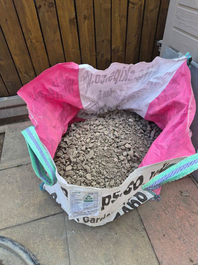 Large Pile of sharp Sand/Aggregate – Ready for Collection