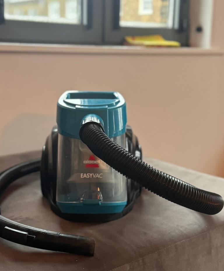 Bissell vacuum cleaner