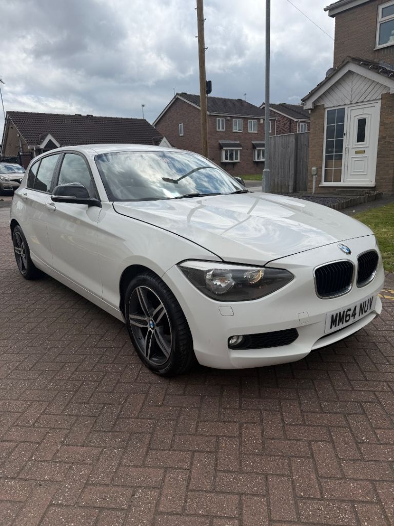 BMW, 1 SERIES, Hatchback, 2014, Manual, 1995 (cc), 5 doors