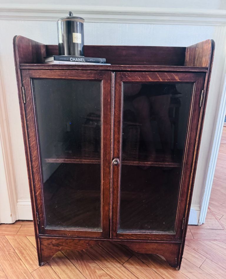 Small Wooden Display Cabinet with Glass Doors – Good Condition