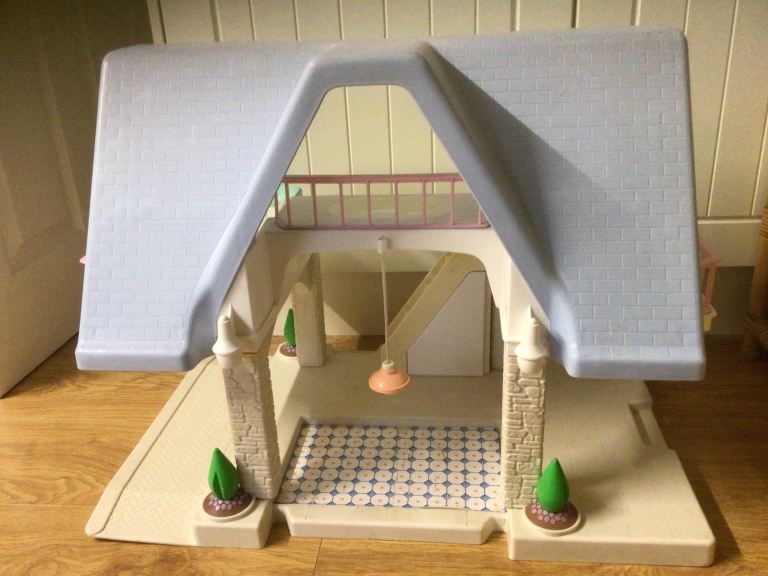 Little Tike Large Dolls House.