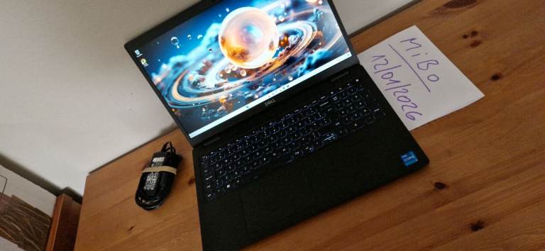 2023 11th gen 15.6" Core i5 16GB RAM 256GB SSD DELL Windows 11 MS Office Laptop Computer PC