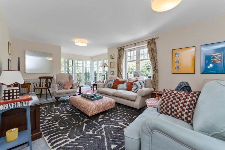 Spectacular, 2 bedroom flat in Colinton, with private balcony and secure parking – available soon