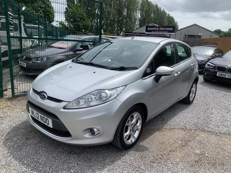 2012 Ford Fiesta 1.4 Zetec 5dr Auto HATCHBACK PETROL Automatic