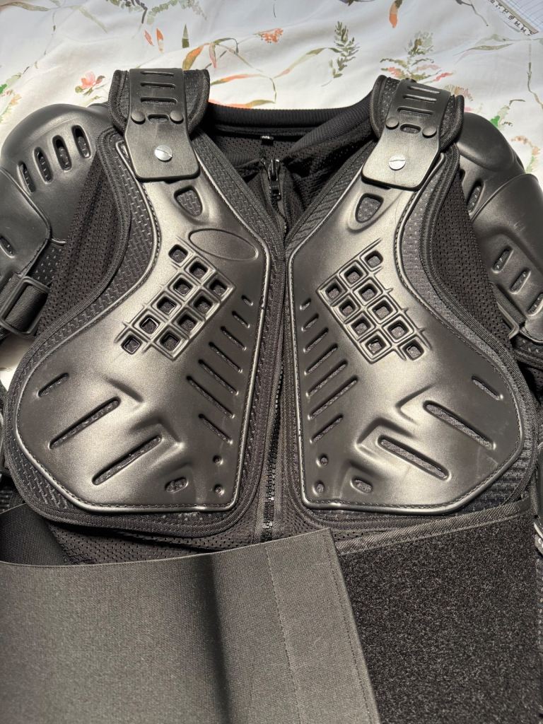 Men’s XXL Scorpion Spine Guard CE Body Armour Motorbike Protection Hardly Used