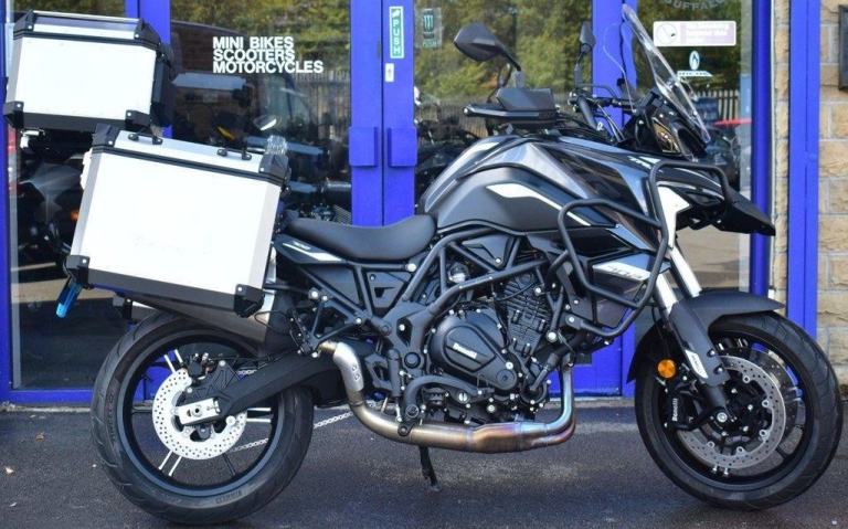 2025 BENELLI TRK 702 ADVENTURE EURO 5 (70 PS)