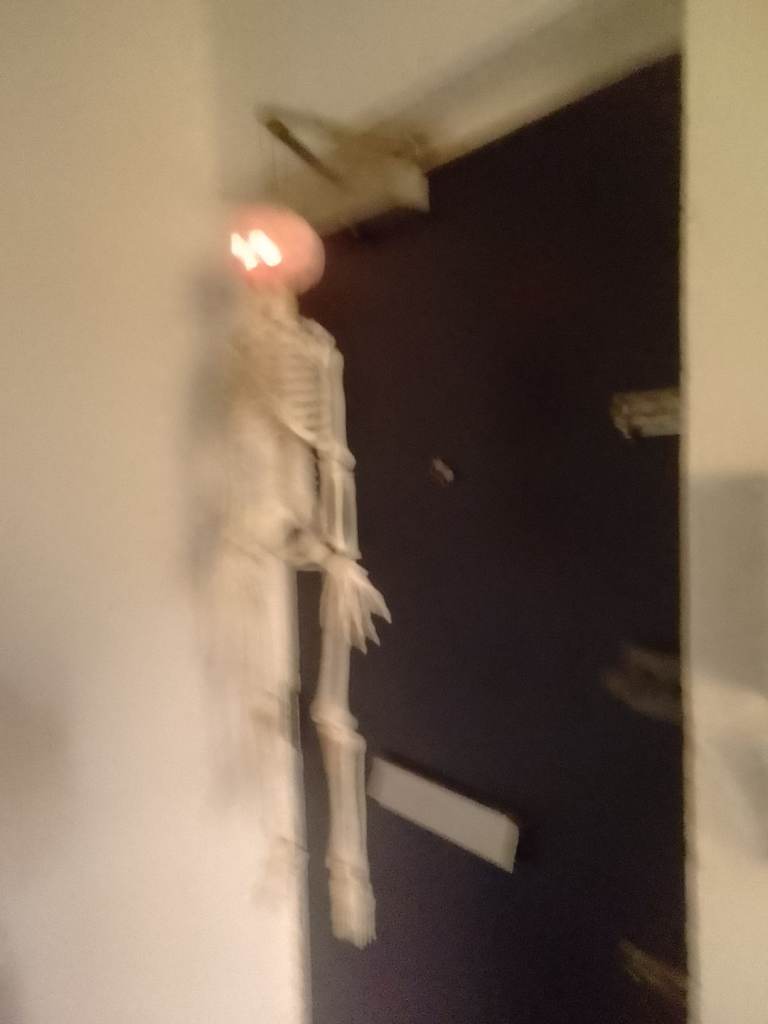 Toy skeleton eyes light up