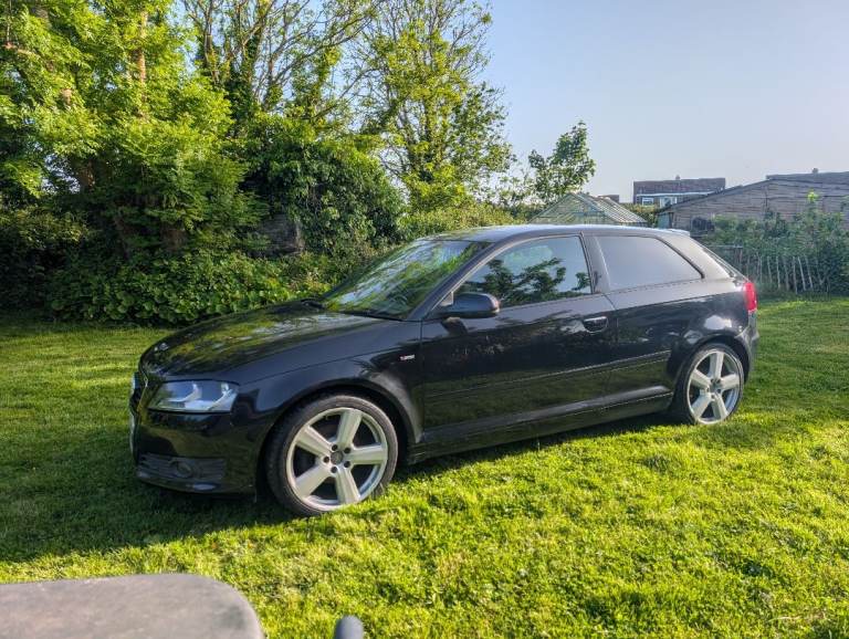 Audi, A3 1.6 TDI S LINE, 2011(61), Black, Manual 