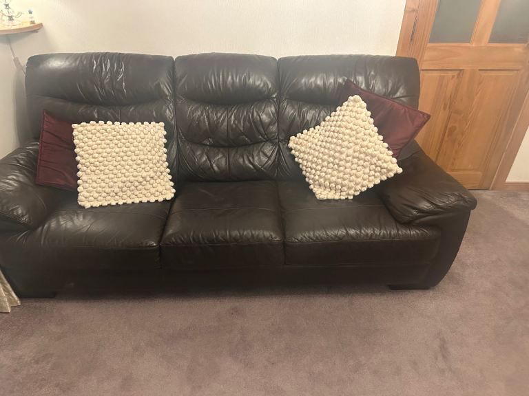 Brown leather sofa 
