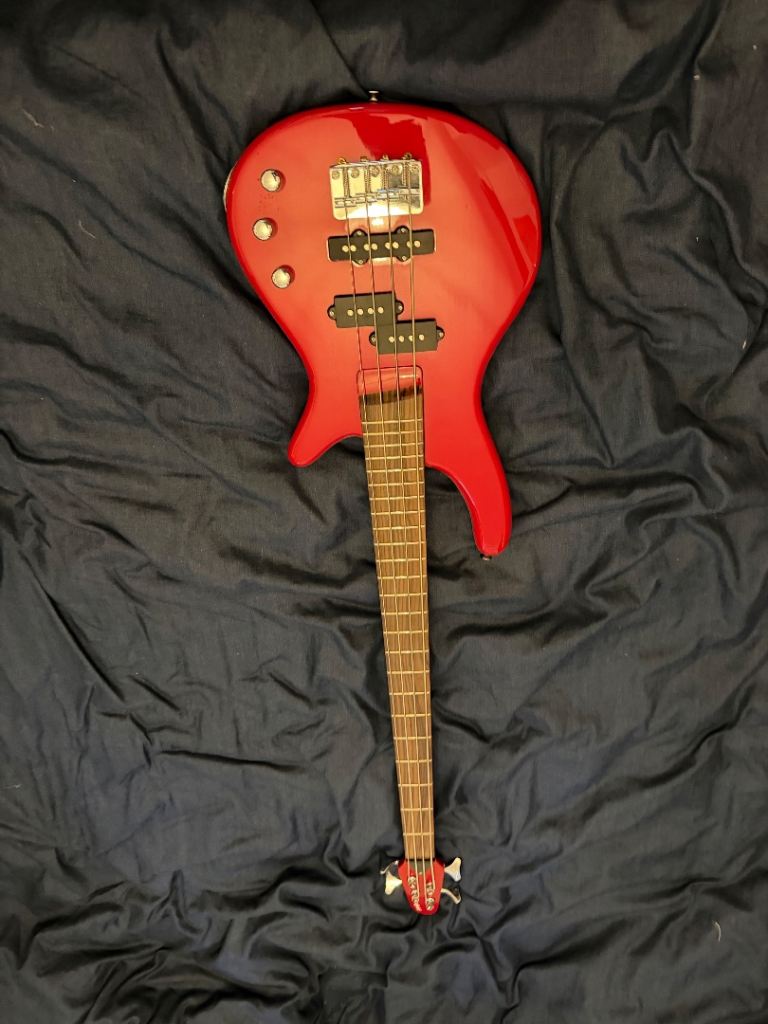 Ibanez GSR200 Bass Guitar - Red, Good Condition