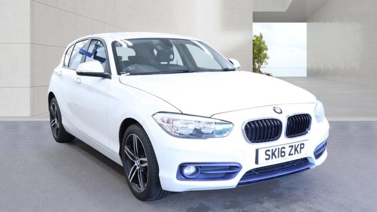 2016 BMW 1 Series 118i Sport 5dr ++ PRO MEDIA / NAV / DAB / BLUETOOTH / ULEZ ++ HATCHBACK Petrol ...
