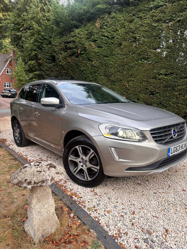 2013 Volvo XC60 D5 [215] SE Lux Nav 5dr AWD Geartronic ESTATE Diesel Automatic