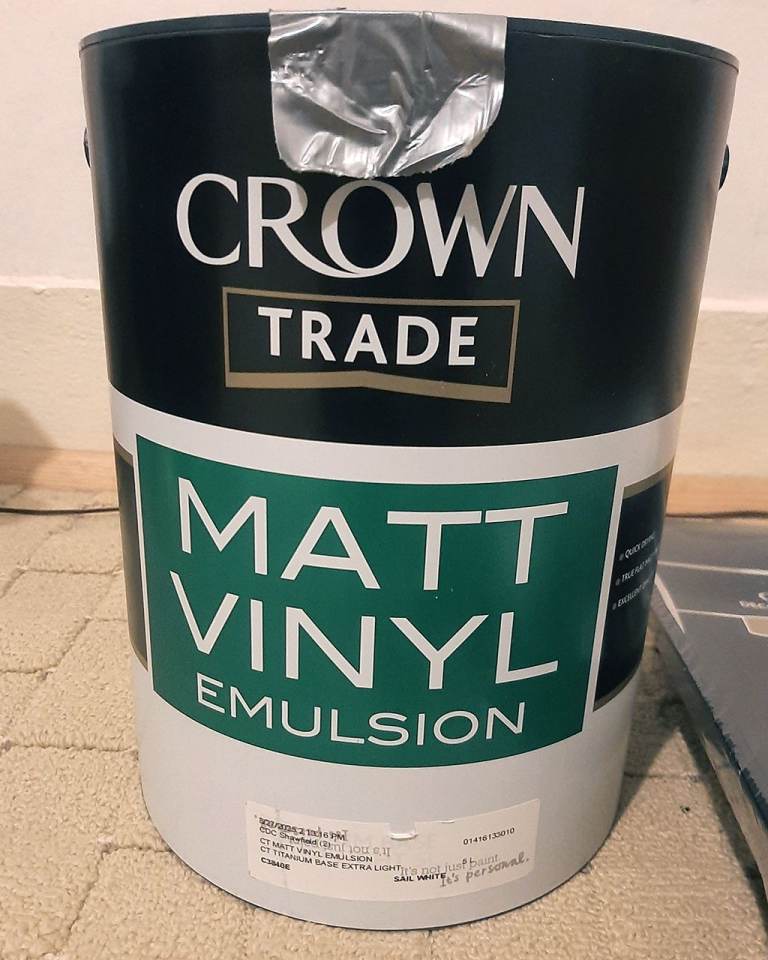 Crown Matt Vinyl Emulsion Paint - Sail White - 5L - Unopened