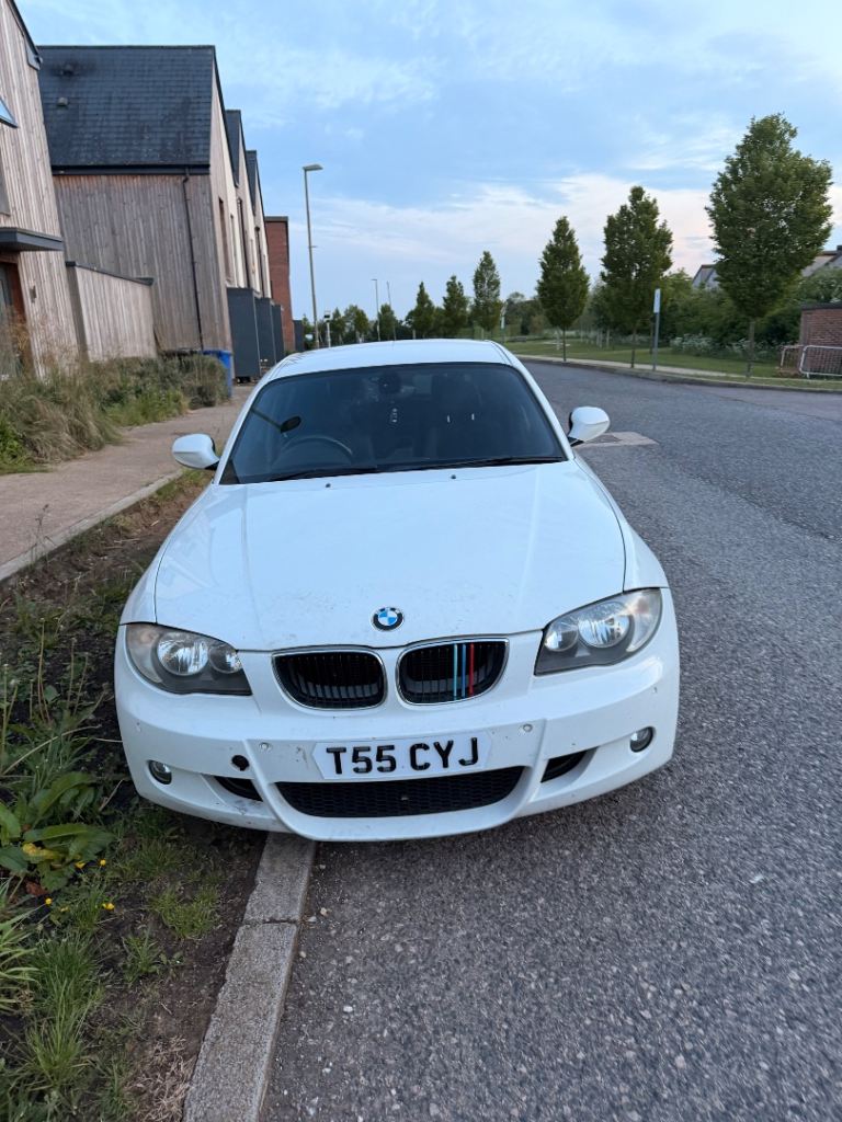 BMW, 1 SERIES, m sport Hatchback, 2010, Manual, 1995 (cc), 5 doors