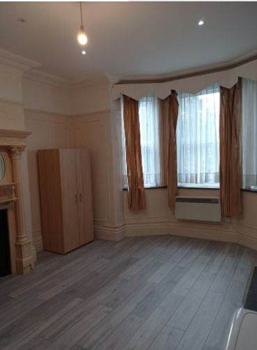 Lovely property in Greenwich!