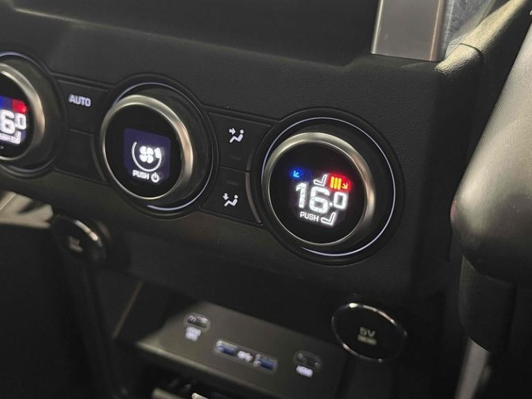 2018 Land Rover Discovery SD V6 HSE Luxury SUV Diesel Automatic