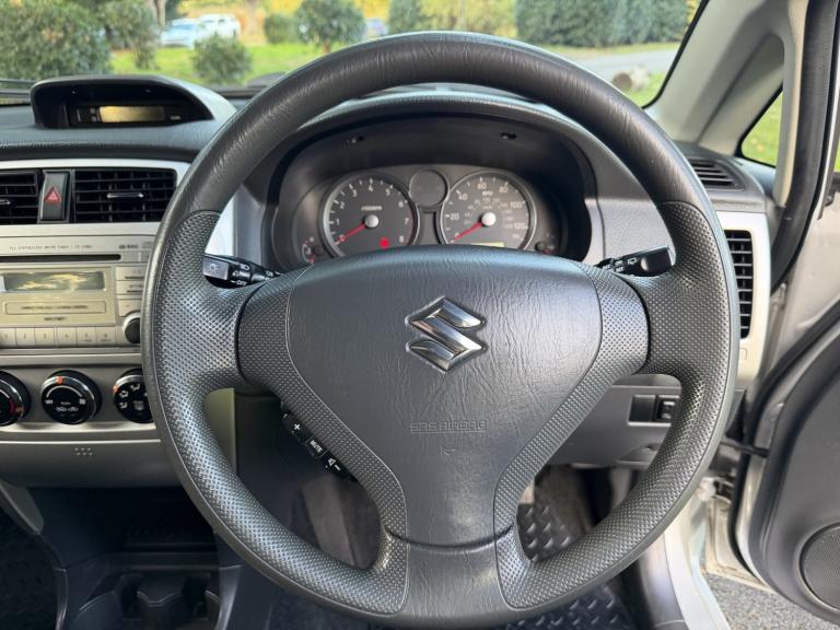 SUZUKI LIANA 1.6 GLX 2004