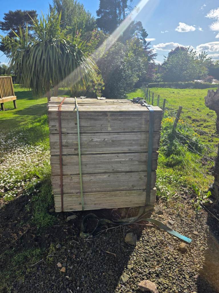 4ft fencing boards-pallet