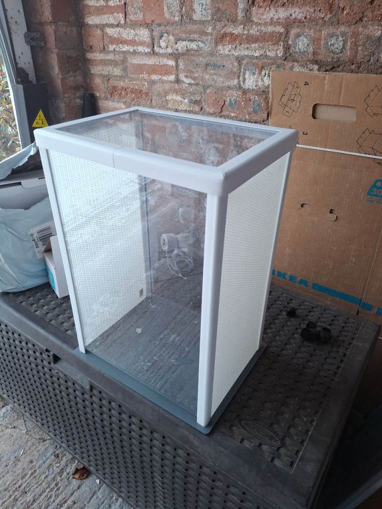 Insect Cage - (ELC Brand) - in good condition