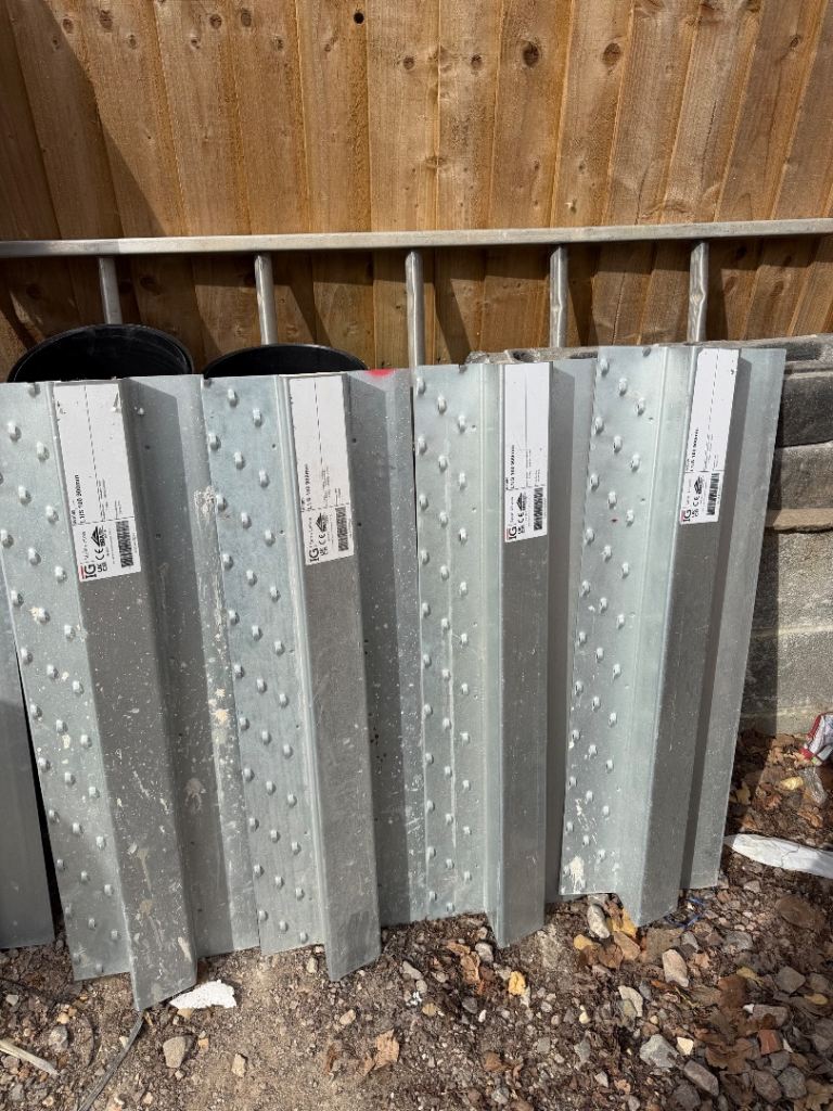 IG steel Lintels L1/S 100 x900