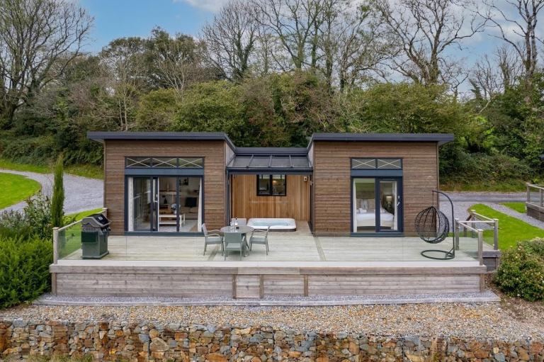 Hampton in Narberth  - Lodge / Caravan 