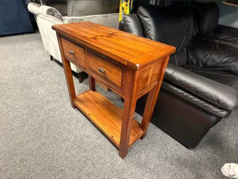 Oakwood occasional table r hall table £99 good condition 