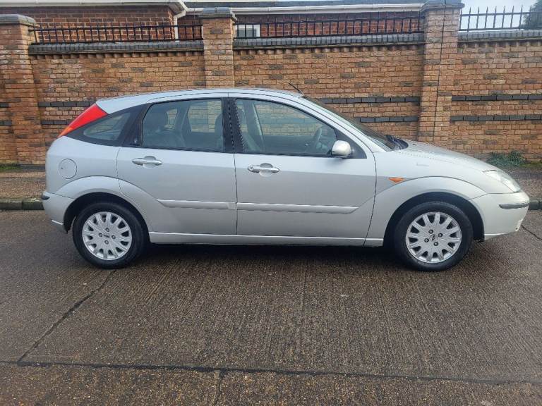 Ford focus 1.6 ghia. 2003. 1 owner from new 68k