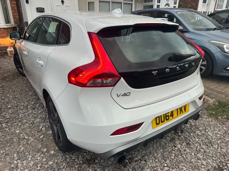 Volvo, V40, Hatchback, 2014, Manual, 1560 (cc), 5 doors
