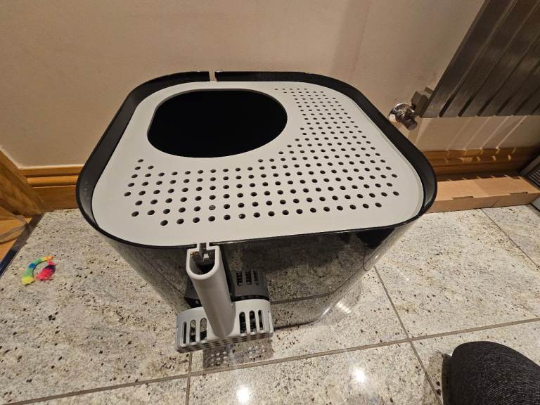 MODKAT litter box