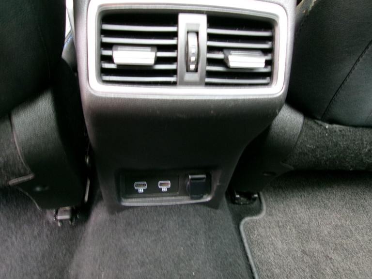 2019 Renault Kadjar 1.5 Blue dCi S Edition Euro 6 (s/s) 5dr HATCHBACK Diesel Manual