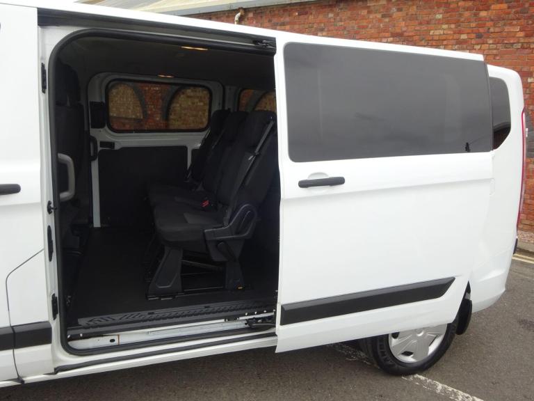 2021 Ford Transit Custom 2.0 320 EcoBlue Trend Kombi L2 H1 Euro 6 (s/s) 5dr MPV Diesel Manual