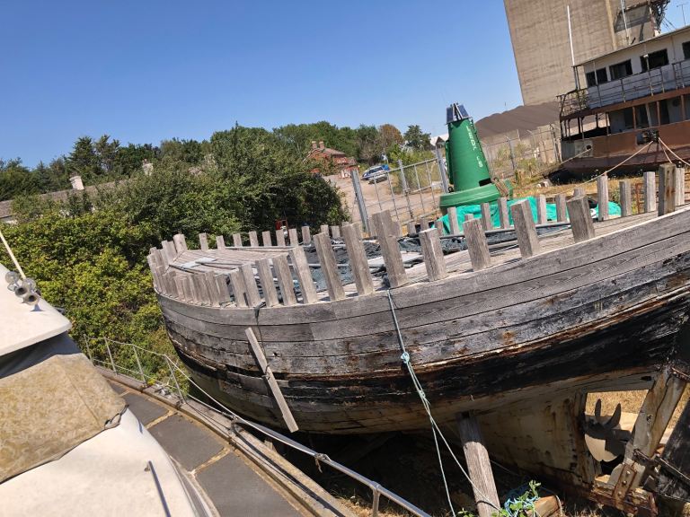 Thirty foot trawler project 