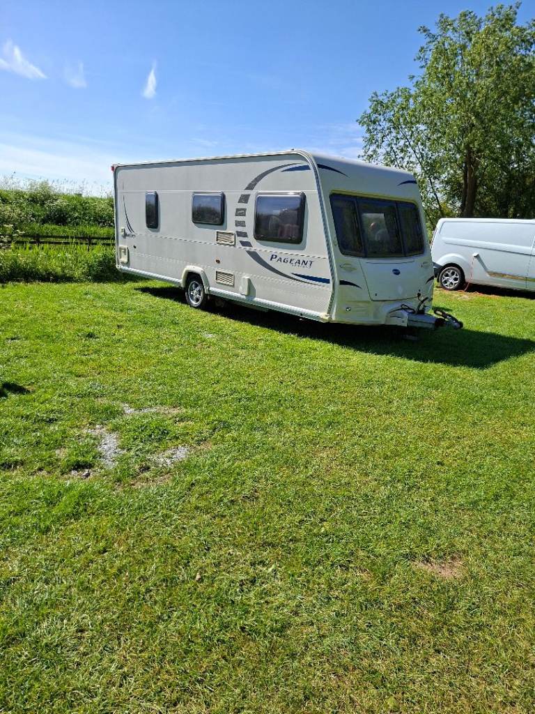 Bailey pageant series 7 burgundy 