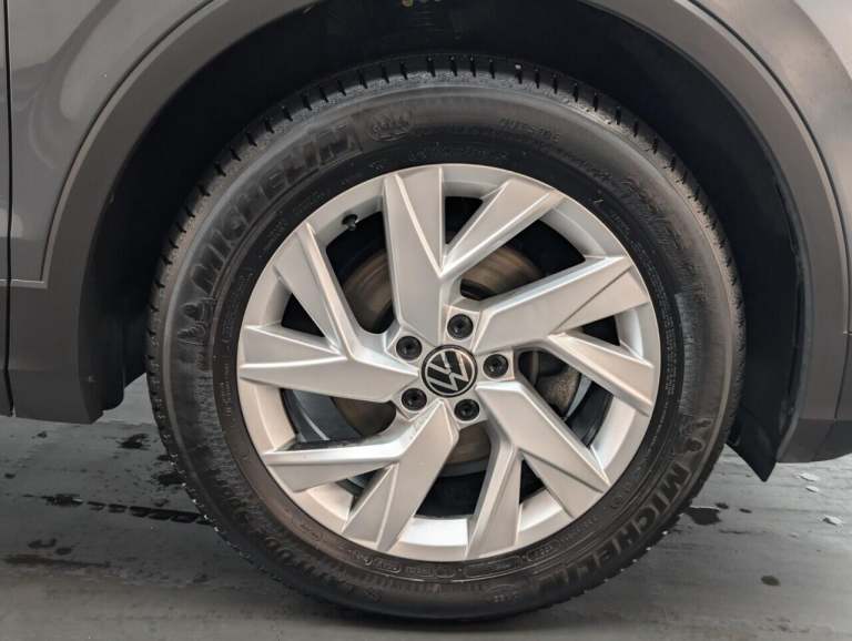 2022 Volkswagen Tiguan 1.5 TSI Life SUV 5dr Petrol DSG Euro 6 (s/s) (150 ps) PARKING SENSORS+LANE...