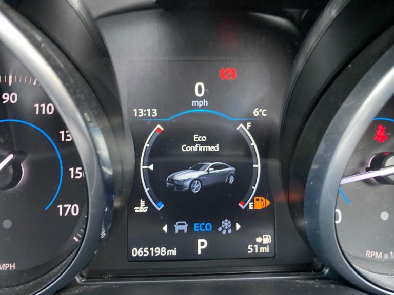 2016 Jaguar XE 2.0d R-Sport Auto Euro 6 (s/s) 4dr SALOON Diesel Automatic