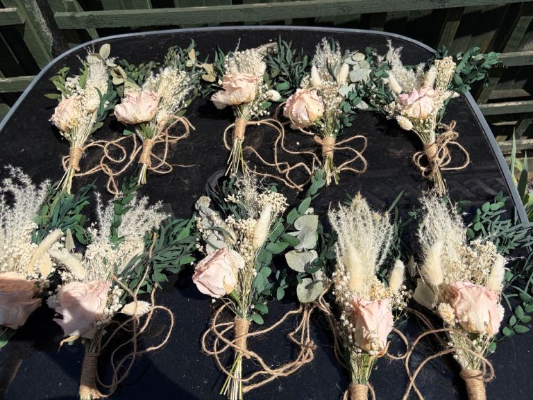 Used Wedding decor