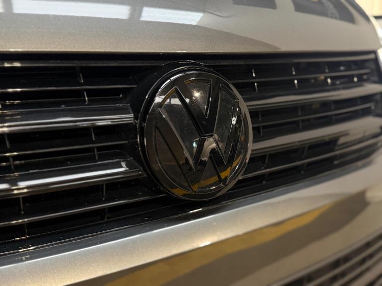  Volkswagen Transporter 2.0 TDI T32 Highline Kombi DSG FWD SWB Euro 6 (s/s) 5dr Diesel Automatic