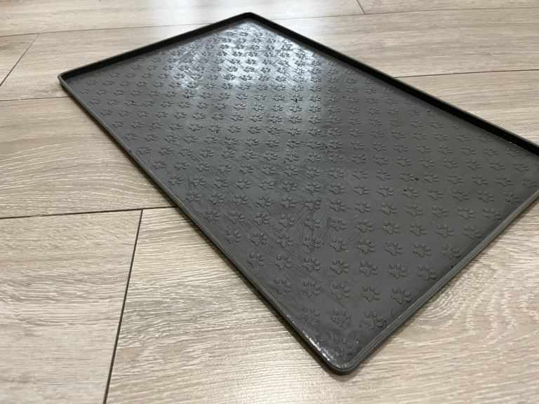 Cat food tray dish mat