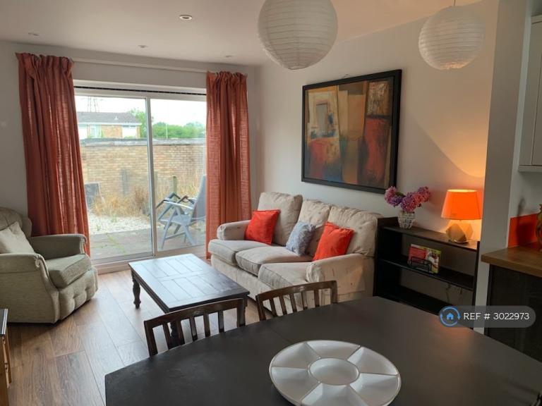 5 bedroom house in Kemsing Gardens, Canterbury, CT2 (5 bed) (#3022973)