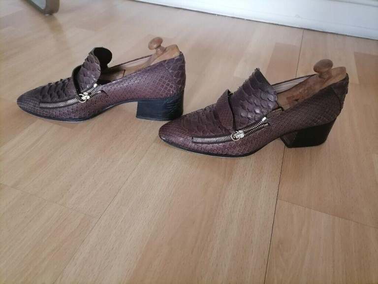Designer CHLOE Leather Heel Loafers with zipper. Ex Cond. Size : UK 6.5 EU 40 